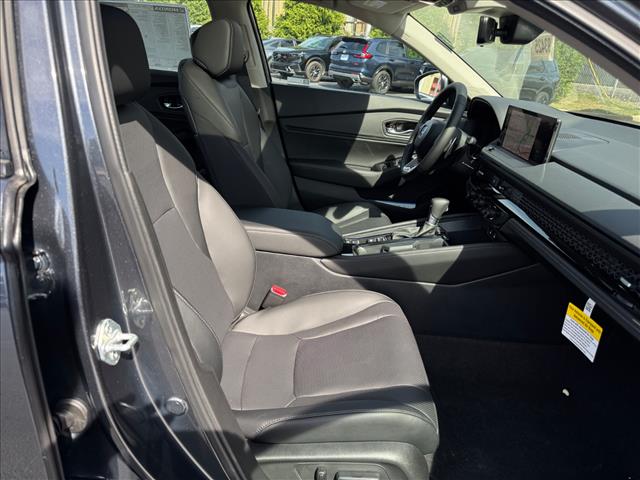 2025 Honda Accord Hybrid Touring - Photo 11