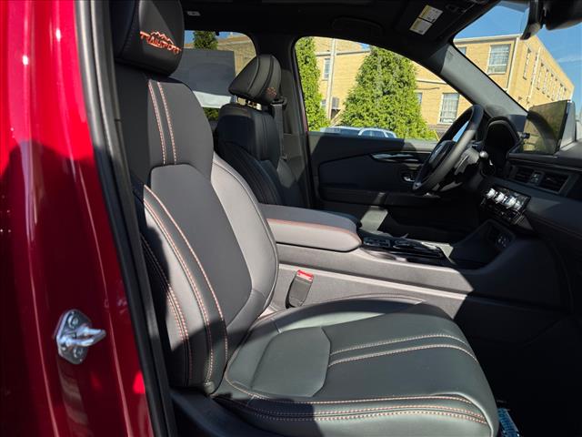 2025 Honda Pilot TrailSport - Photo 11