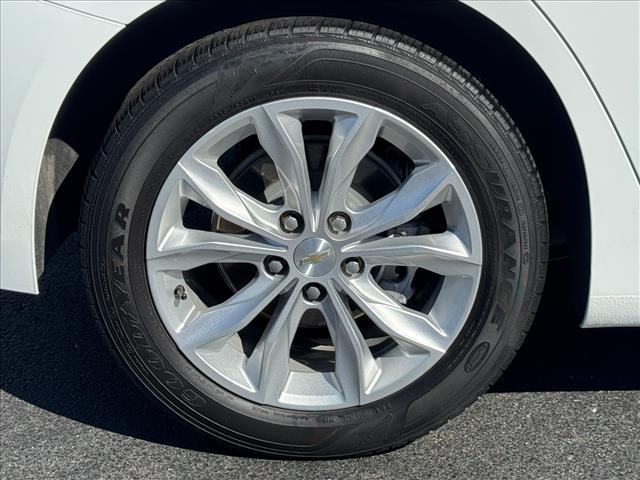 2024 Chevrolet Malibu LT 1LT - Photo 12