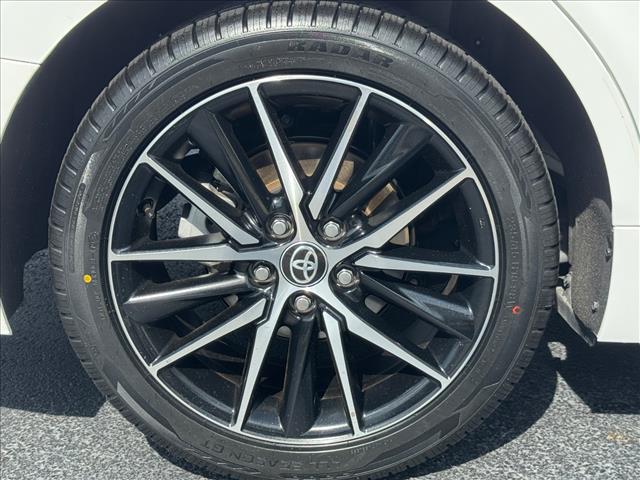 2024 Toyota Camry SE - Photo 12