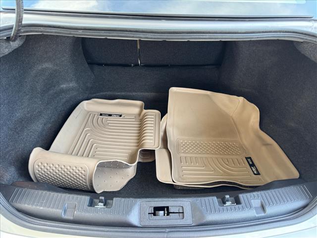2015 Ford Taurus SE - Photo 13
