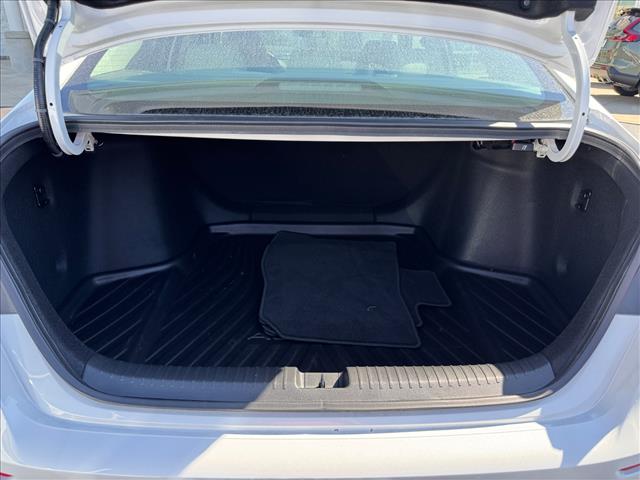 2025 Honda Accord LX - Photo 13