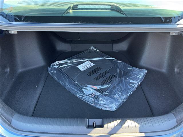 2025 Honda Accord SE - Photo 13