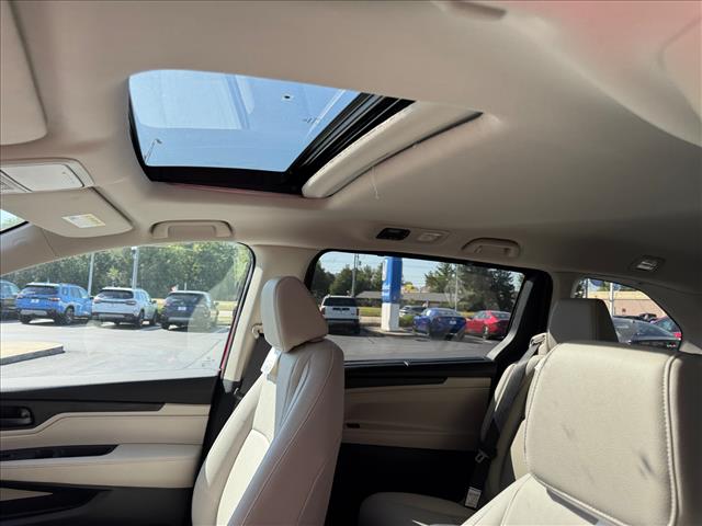 2026 Honda Odyssey EX-L - Photo 15