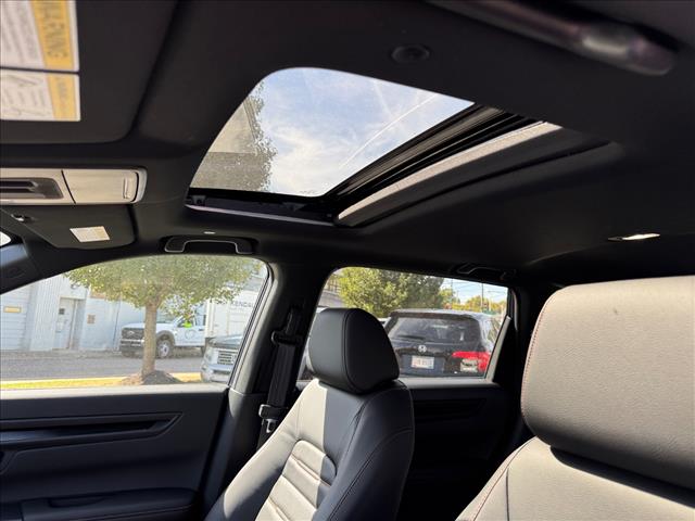 2026 Honda CR-V Hybrid Sport-L - Photo 15