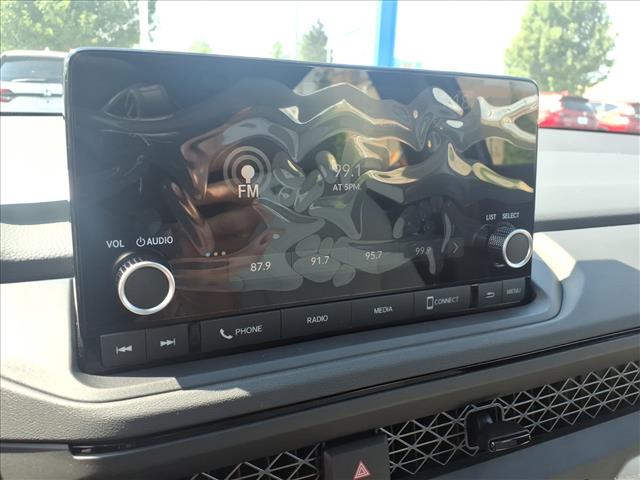 2025 Honda Accord LX - Photo 17