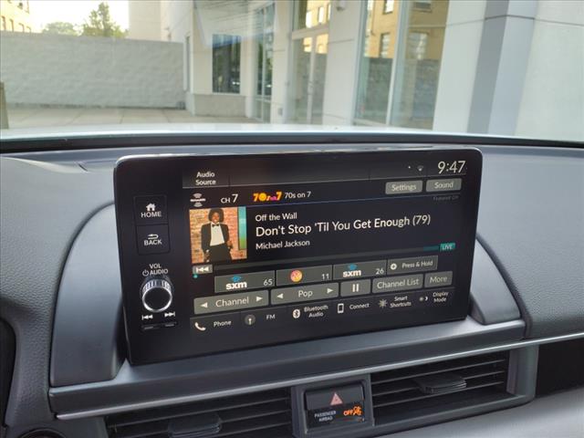 2025 Honda Pilot EX-L - Photo 18