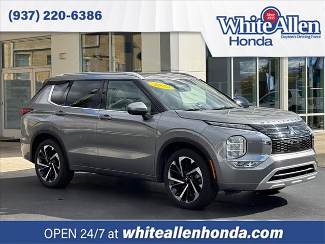 2022 Mitsubishi Outlander SEL - Photo 1