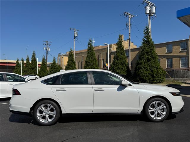 2025 Honda Accord LX - Photo 2