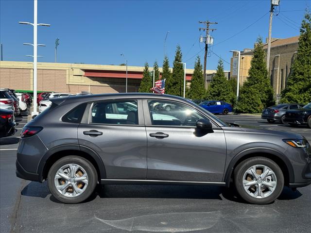 2025 Honda HR-V LX - Photo 2