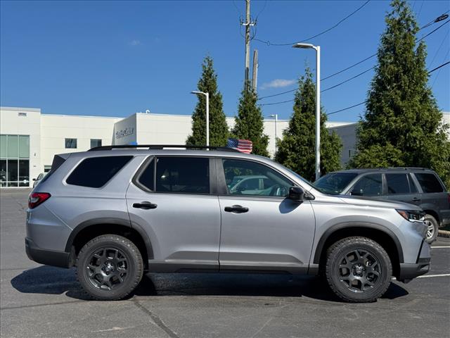 2025 Honda Pilot TrailSport - Photo 2