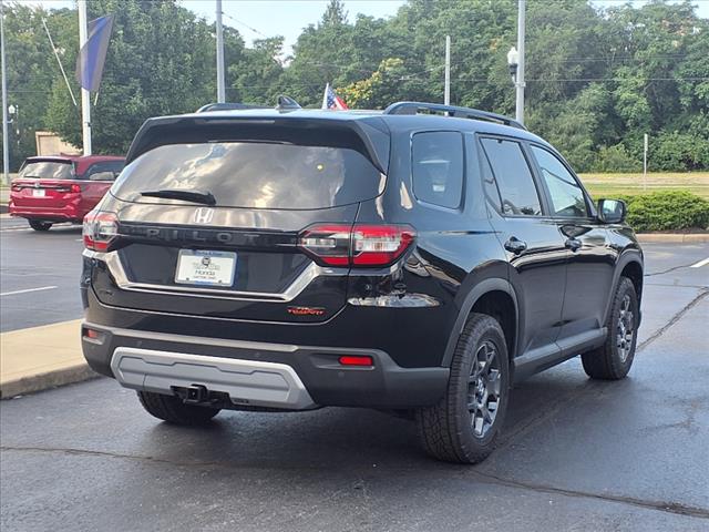 2025 Honda Pilot TrailSport - Photo 3