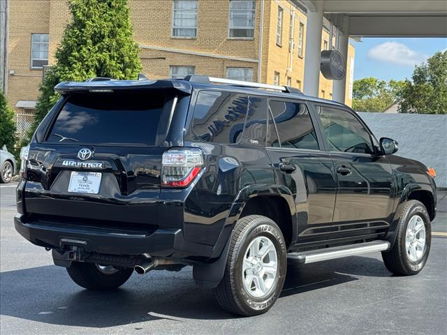 2022 Toyota 4Runner SR5 Premium - Photo 3