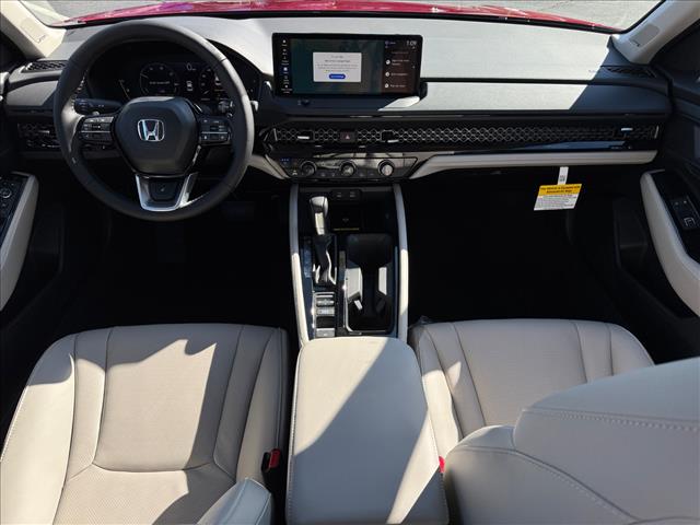 2025 Honda Accord Hybrid Touring - Photo 4