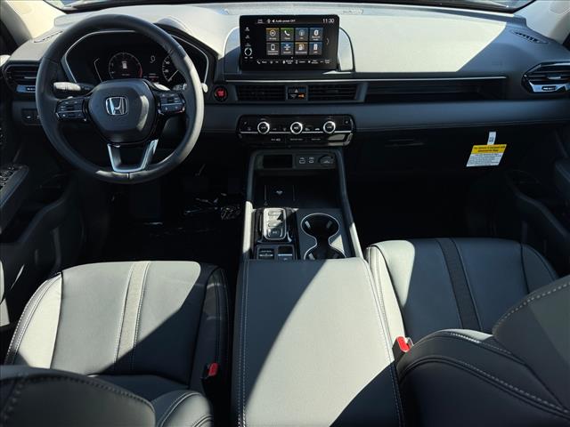 2025 Honda Pilot EX-L - Photo 4