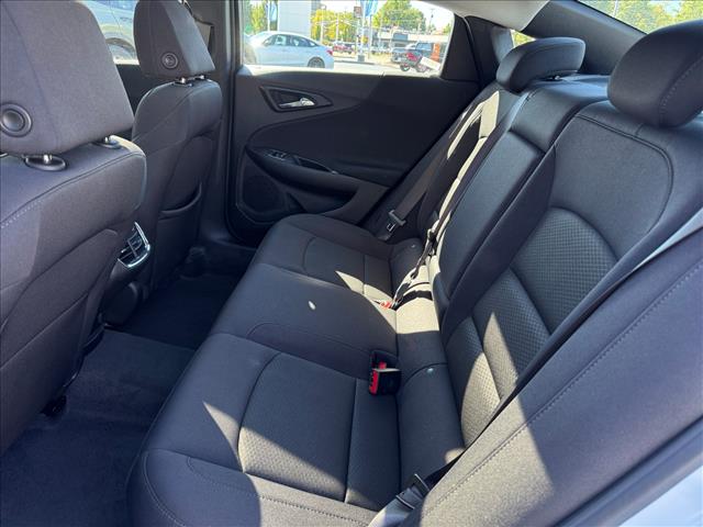 2024 Chevrolet Malibu LT 1LT - Photo 5