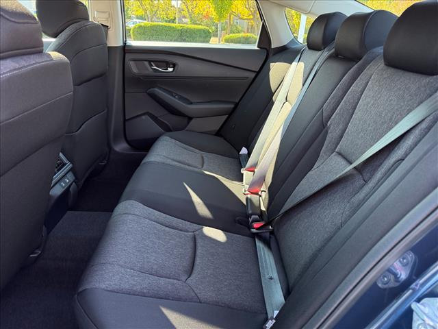 2025 Honda Accord SE - Photo 5