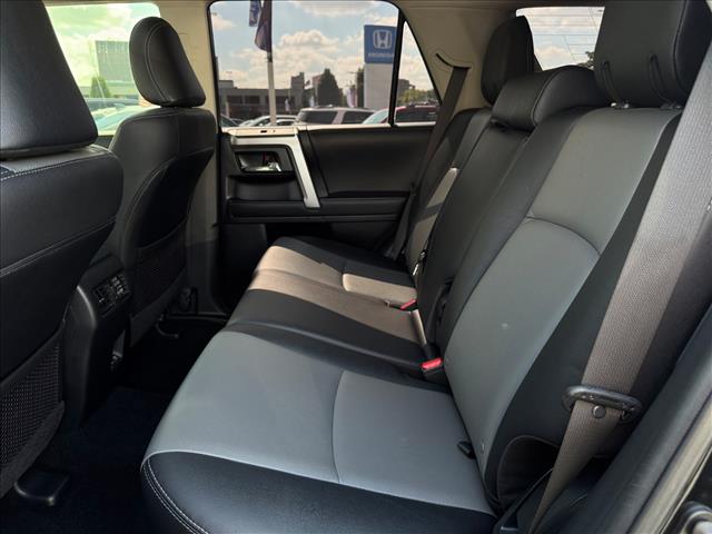 2022 Toyota 4Runner SR5 Premium - Photo 5