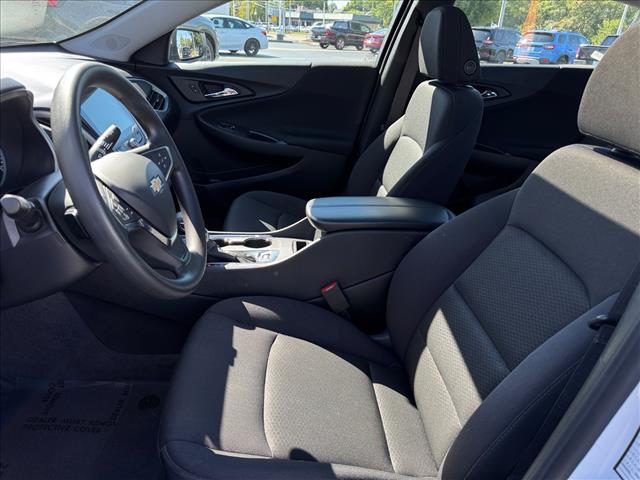 2024 Chevrolet Malibu LT 1LT - Photo 6