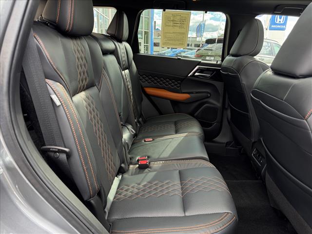 2022 Mitsubishi Outlander SEL