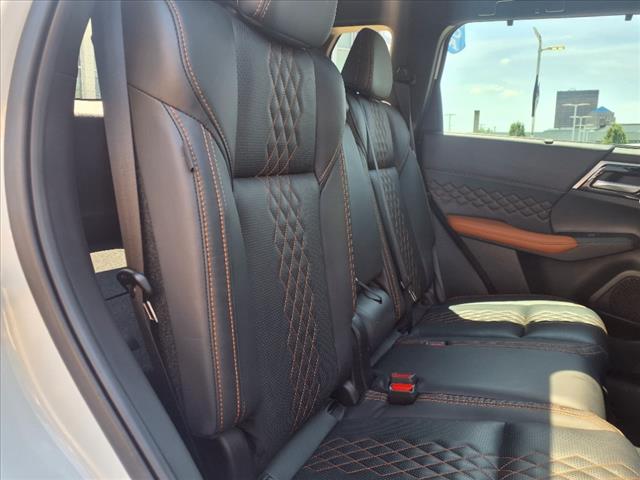 2023 Mitsubishi Outlander SEL