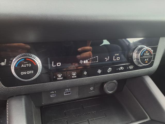 2023 Mitsubishi Outlander SE