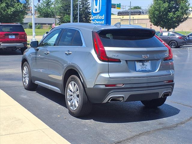 2023 Cadillac XT4 Premium Luxury