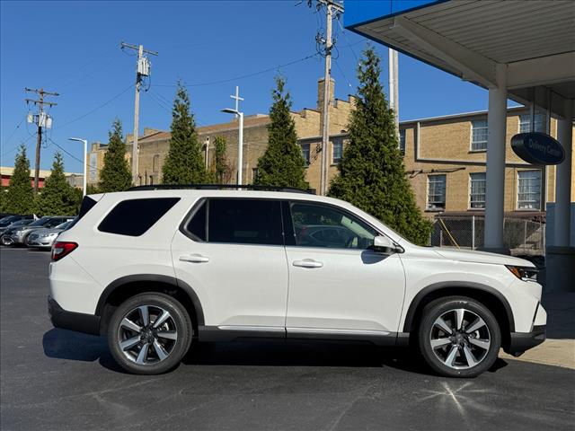 2025 Honda Pilot Touring