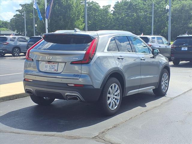 2023 Cadillac XT4 Premium Luxury
