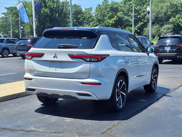 2023 Mitsubishi Outlander SEL