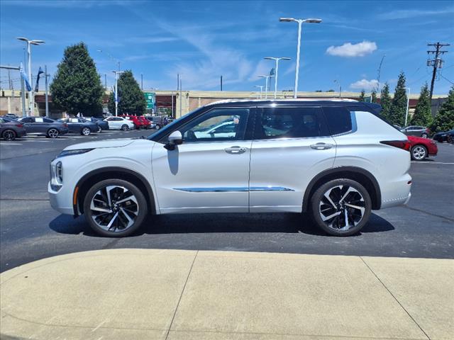 2023 Mitsubishi Outlander SEL