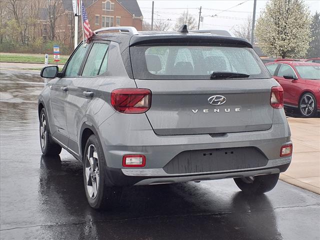 2022 Hyundai VENUE Limited