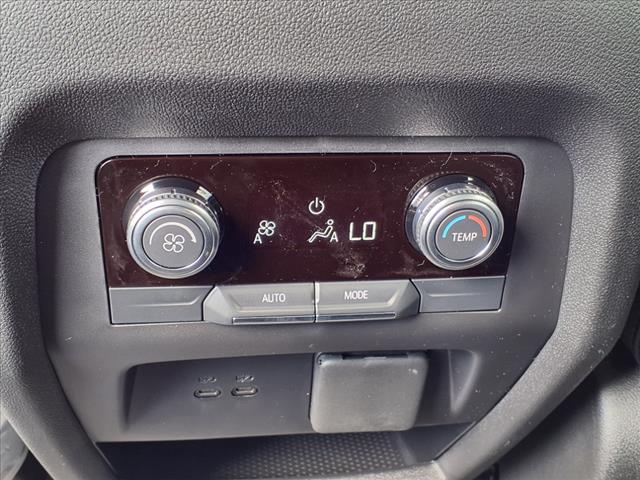2025 GMC Acadia AT4