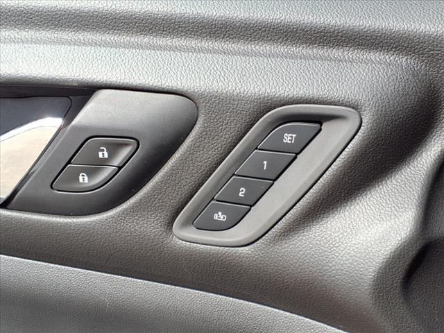 2021 GMC Acadia AT4