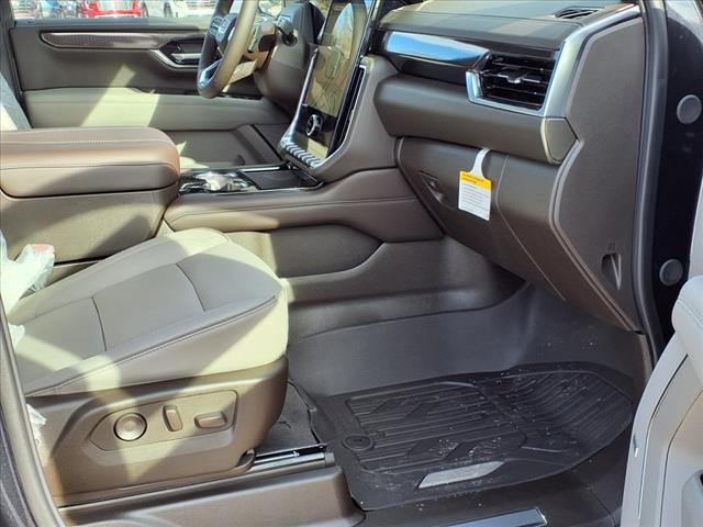 2025 GMC Yukon XL Elevation