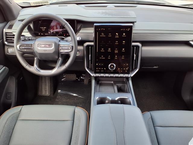 2025 GMC Acadia AT4