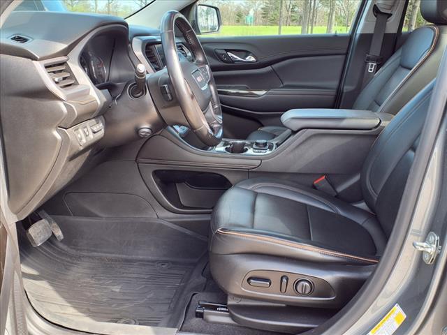 2021 GMC Acadia AT4