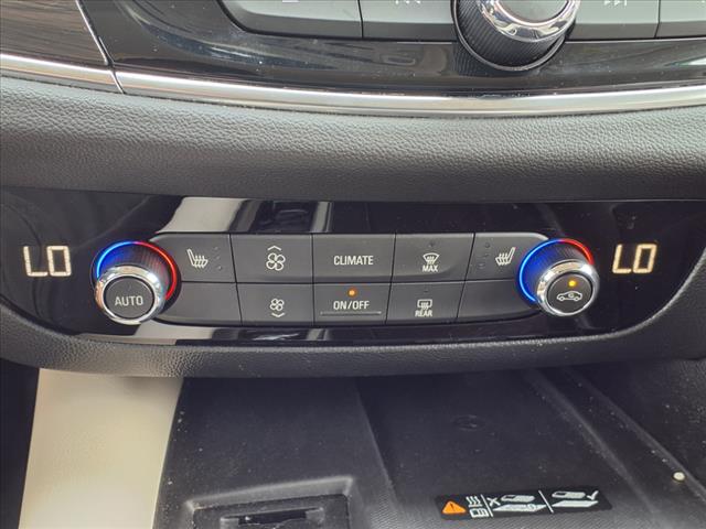 2022 Buick Enclave Essence
