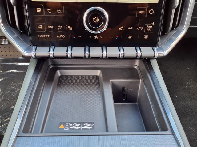 2025 GMC Acadia AT4