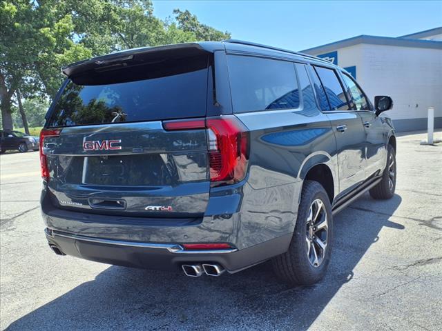 2025 GMC Yukon XL AT4
