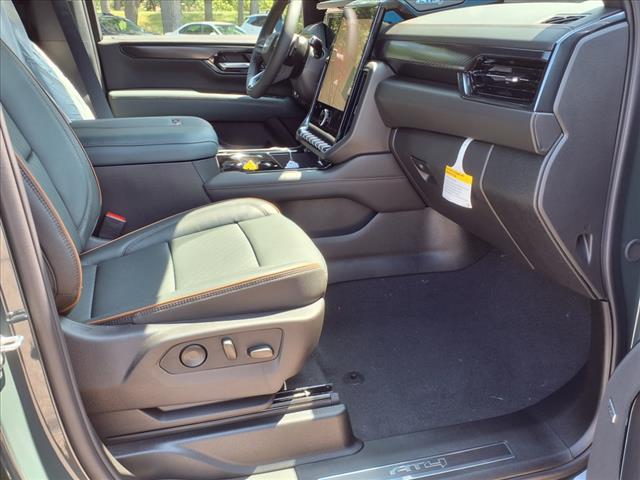 2025 GMC Yukon XL AT4