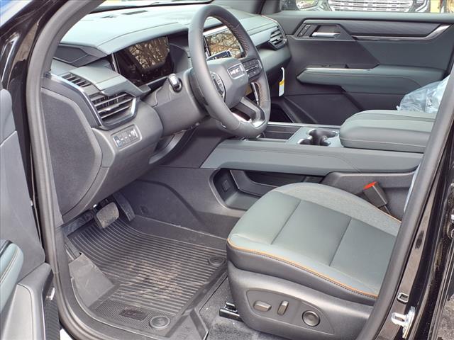 2025 GMC Acadia AT4