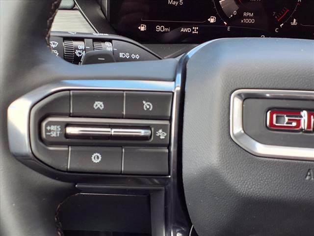 2025 GMC Acadia AT4
