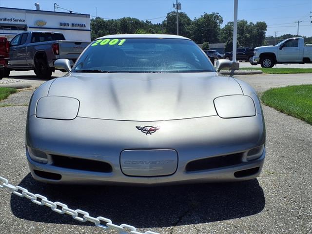 2001 Chevrolet Corvette Base