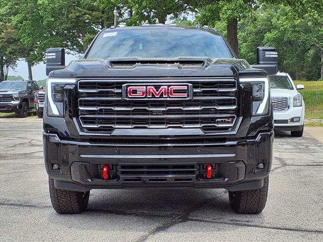 2025 GMC Sierra 2500HD AT4