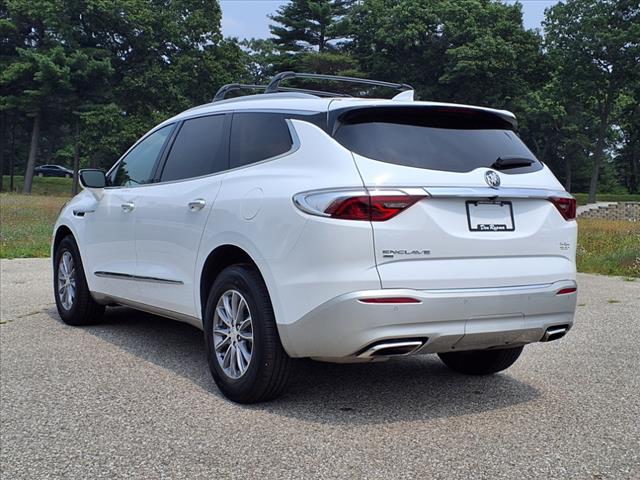2022 Buick Enclave Essence