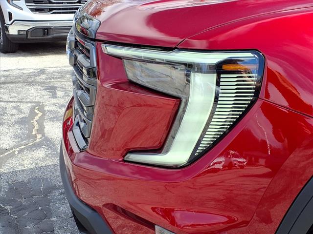 2025 GMC Acadia AT4
