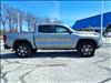 2023 GMC Canyon AT4 - thumbnail 4