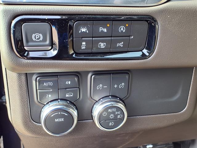 2025 GMC Yukon XL Elevation