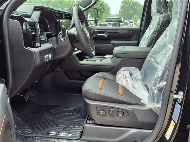 2025 GMC Sierra 2500HD AT4